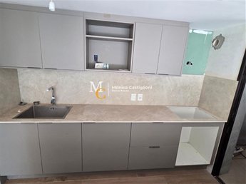 Apartamento en Carrasco Barrios con Seguridad