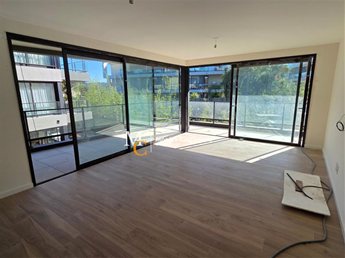 Apartamento en Carrasco Barrios con Seguridad
