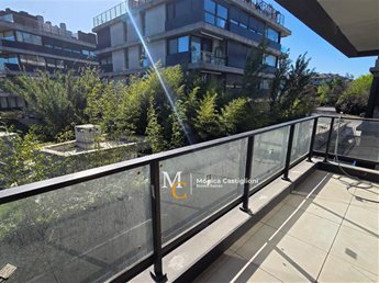 Apartamento en Carrasco Barrios con Seguridad