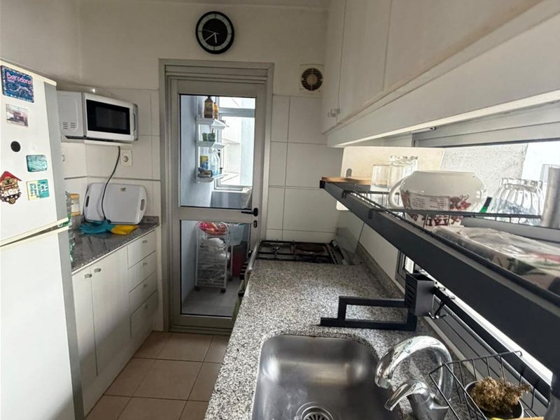 VENTA APTO 2 DORMITORIOS 2 BAÑOS, GARAGE DOBLE, TRES CRUCES - foto 1
