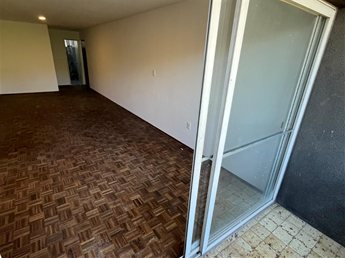 MONOAMBIENTE EN ALQUILER CON BALCÓN. ZONA CENTRO - foto 4