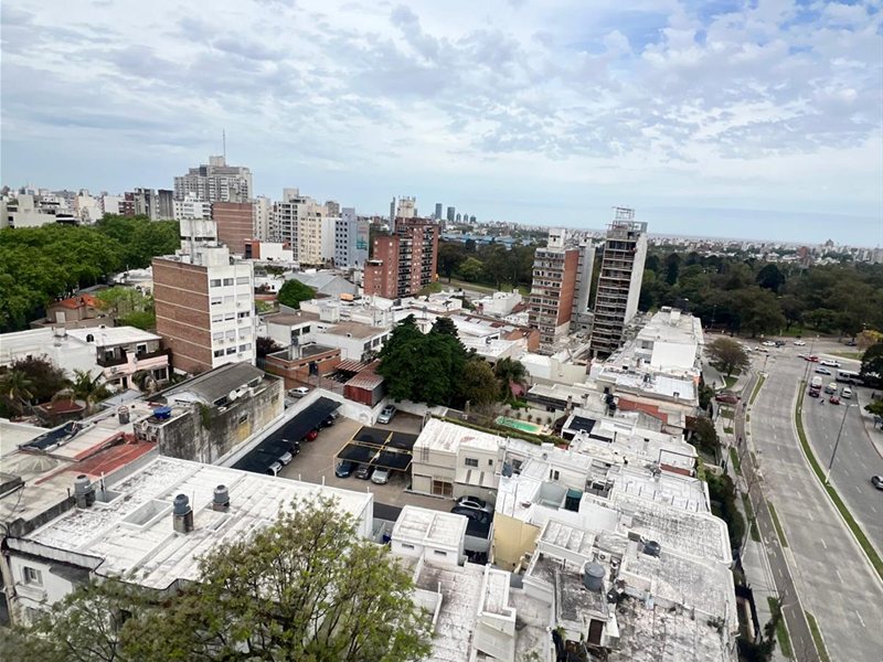 Alquiler apartamento de 1 dormitorio y garaje fijo - foto 2