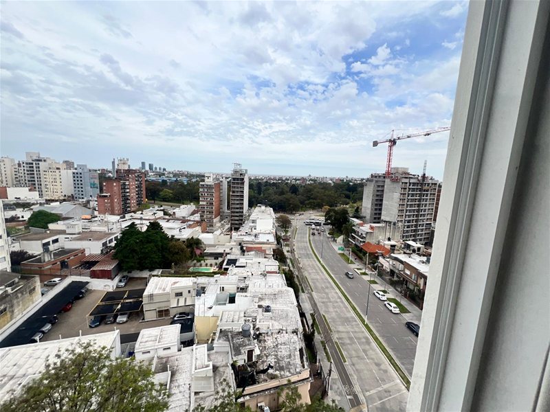 Alquiler apartamento de 1 dormitorio y garaje fijo - foto 3