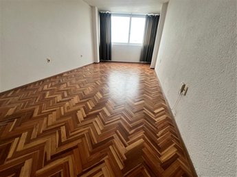 Alquiler apartamento de 1 dormitorio y garaje fijo - foto 5
