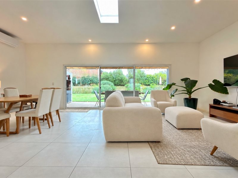 Moderna casa de una planta en Mirador de La  Tahona en venta - foto 4