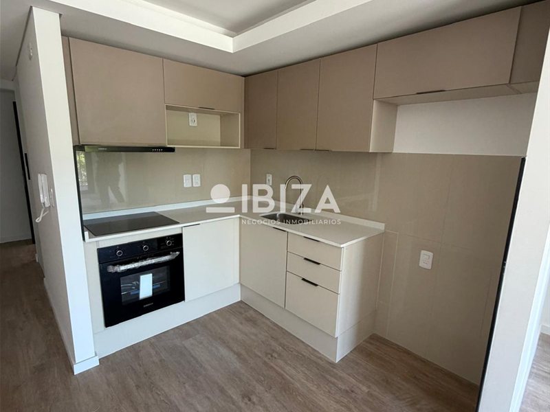 Alquiler | Barrio Sur | Apartamento a estrenar 1 dormitorio con terraza - foto 3