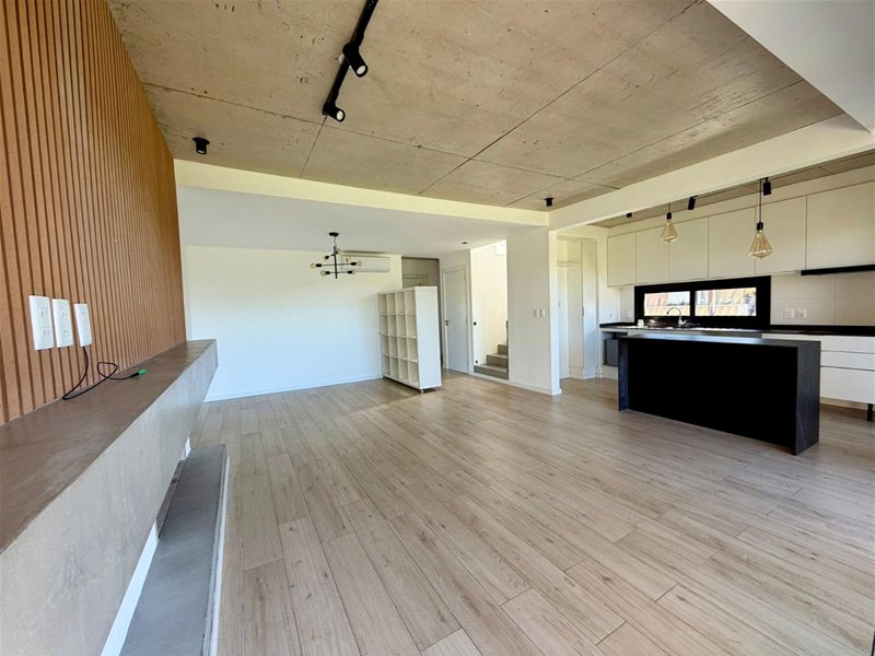 Venta o Alquiler en Pilar de los Horneros. Barrio Privado en la zona de Camino de los Horneros. 3 dormitorios y escritorio - foto 2