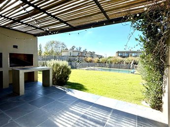Venta o Alquiler en Pilar de los Horneros. Barrio Privado en la zona de Camino de los Horneros. 3 dormitorios y escritorio - foto 6