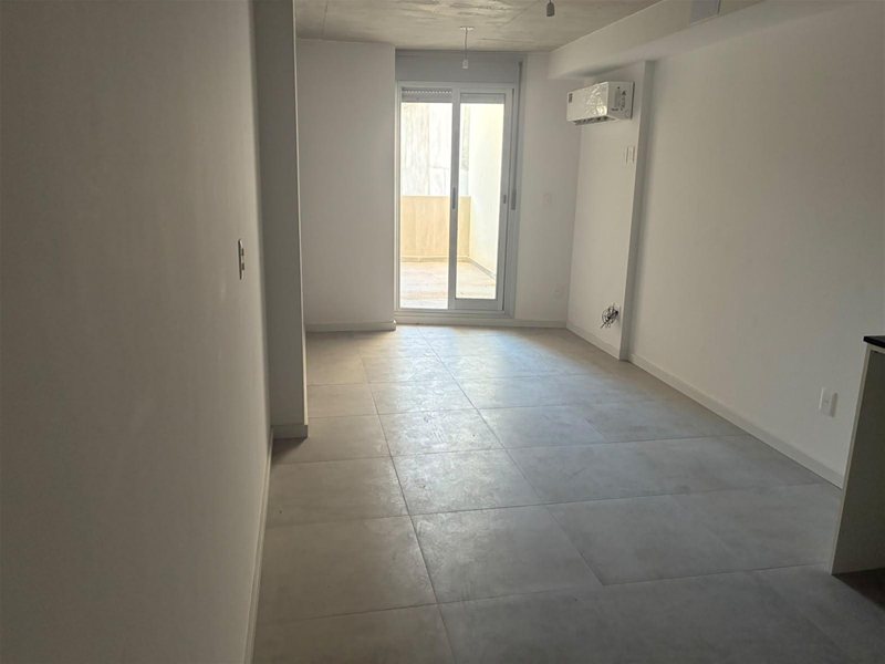 VENDO APTO DE 1 DORM A ESTRENAR CON PATIO - foto 1