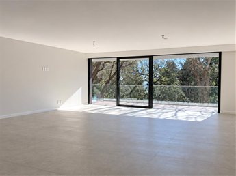 Venta apartamento Golf 3 dormitorios en suite y servicio parrillero