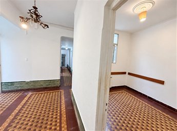 Apartamento de altos segundo piso por escalera 3 dormitorios 2 baños - foto 4