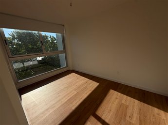 CENTRO Venta Apartamento 2 dormitorios, 6to piso al frente con terraza, muy luminoso, finas terminaciones, AMENITIES: Barbacoa, Parrilleros, Gimnasio, Beneficios Ley vivienda promovida - foto 6
